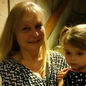 Meet your Posher, Johna